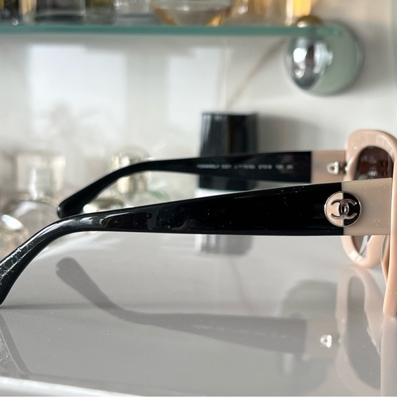 Chanel CC Interlocking cat eye sunglasses - Picture 7 of 14